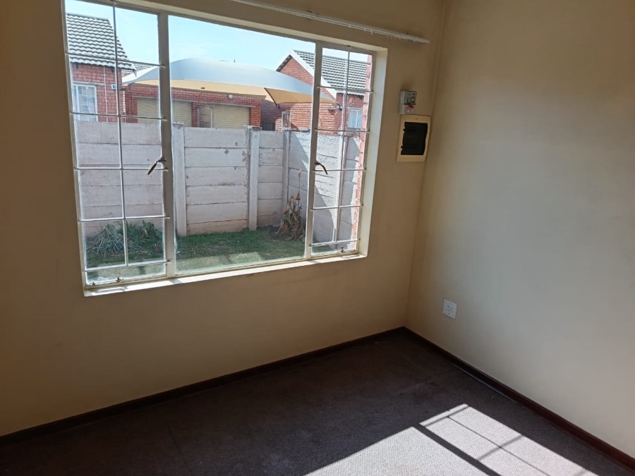 To Let 2 Bedroom Property for Rent in Noordhoek Free State
